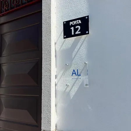 Porta 12 Apartament *