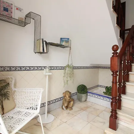 Apartament Porta 12 *